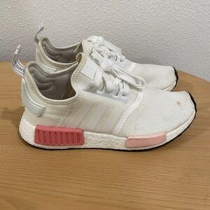 Adidas NMDS Sneakers